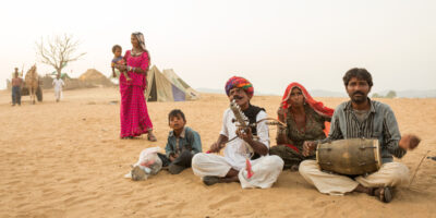 Street singers at Pushkar